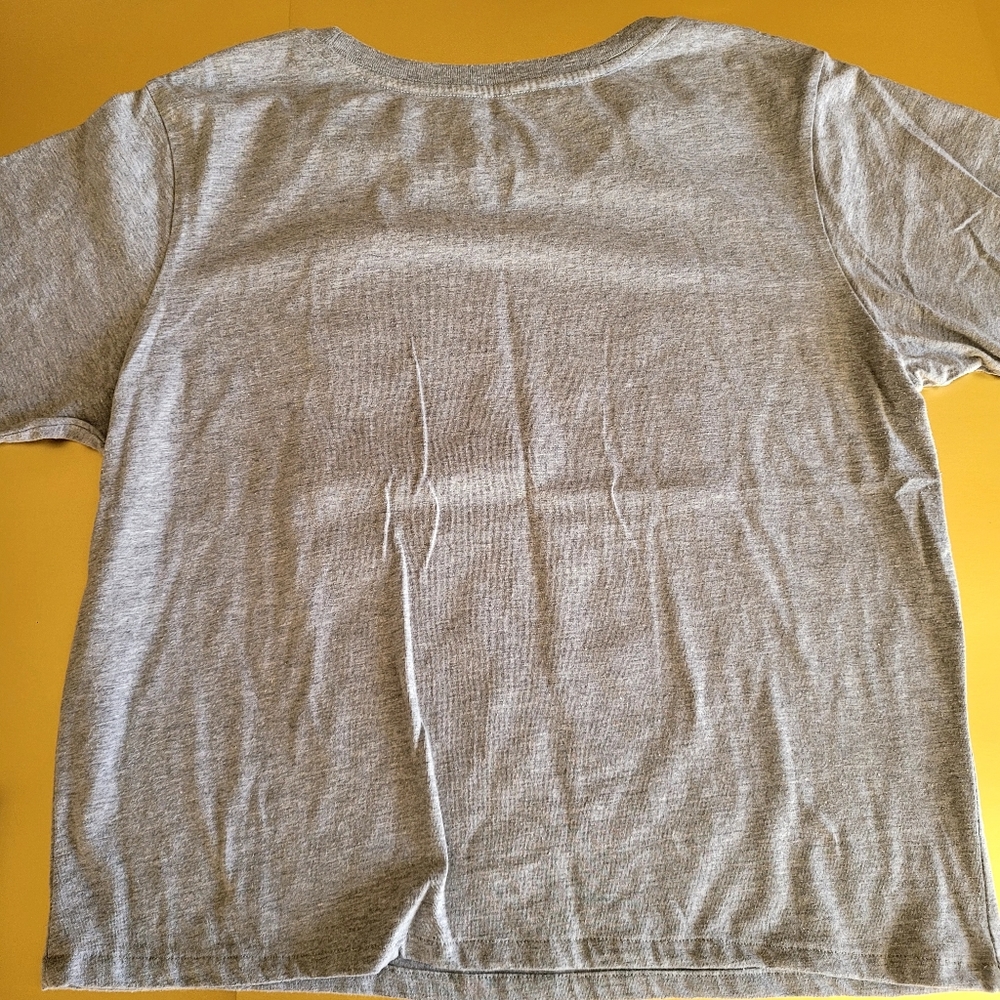 Women's XL(15/17) Gray Superwoman T-shirt - Picture 8 of 10